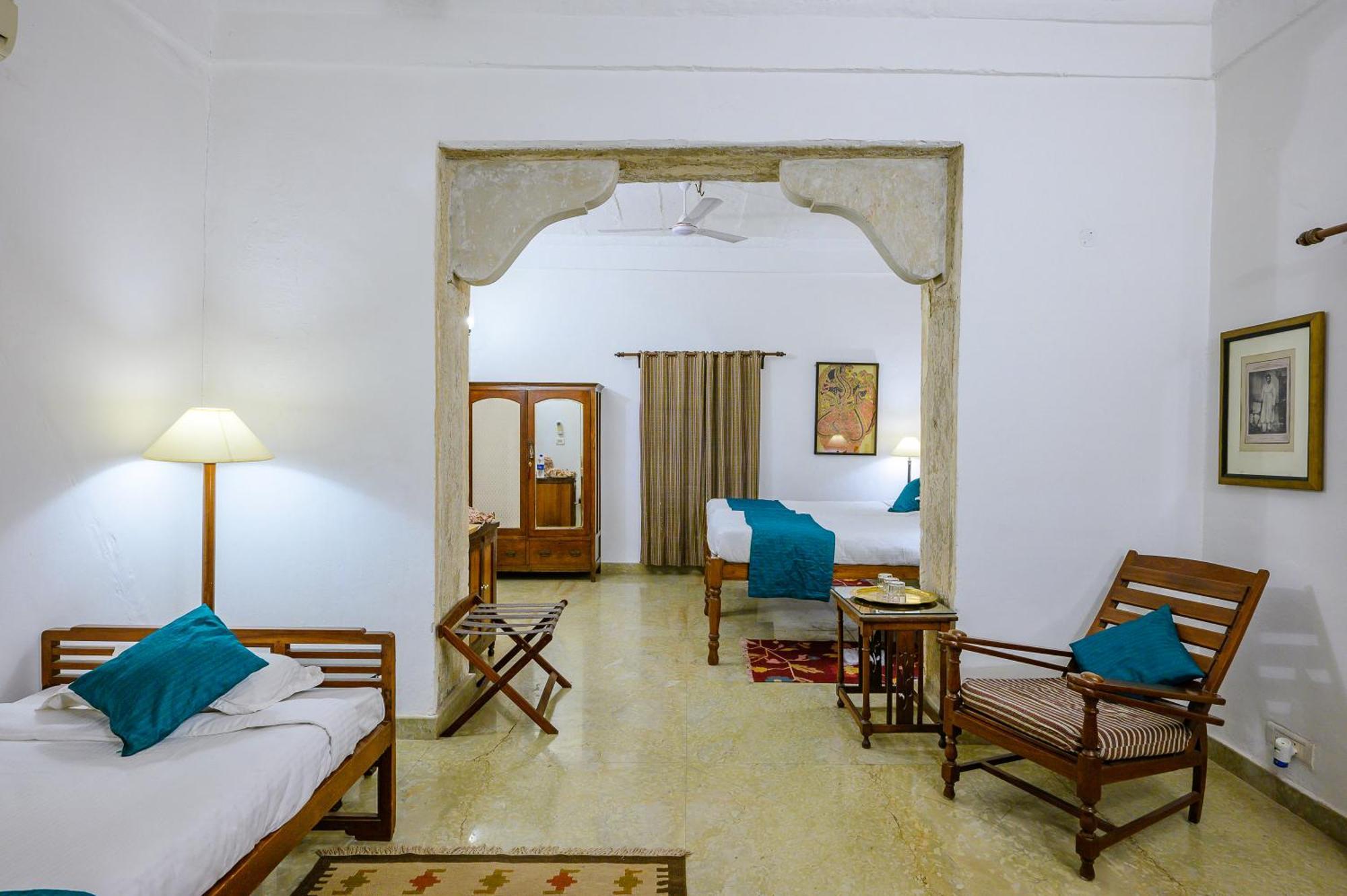 Hotel Neemrana'S - Deo Bagh Gwalijar Zewnętrze zdjęcie