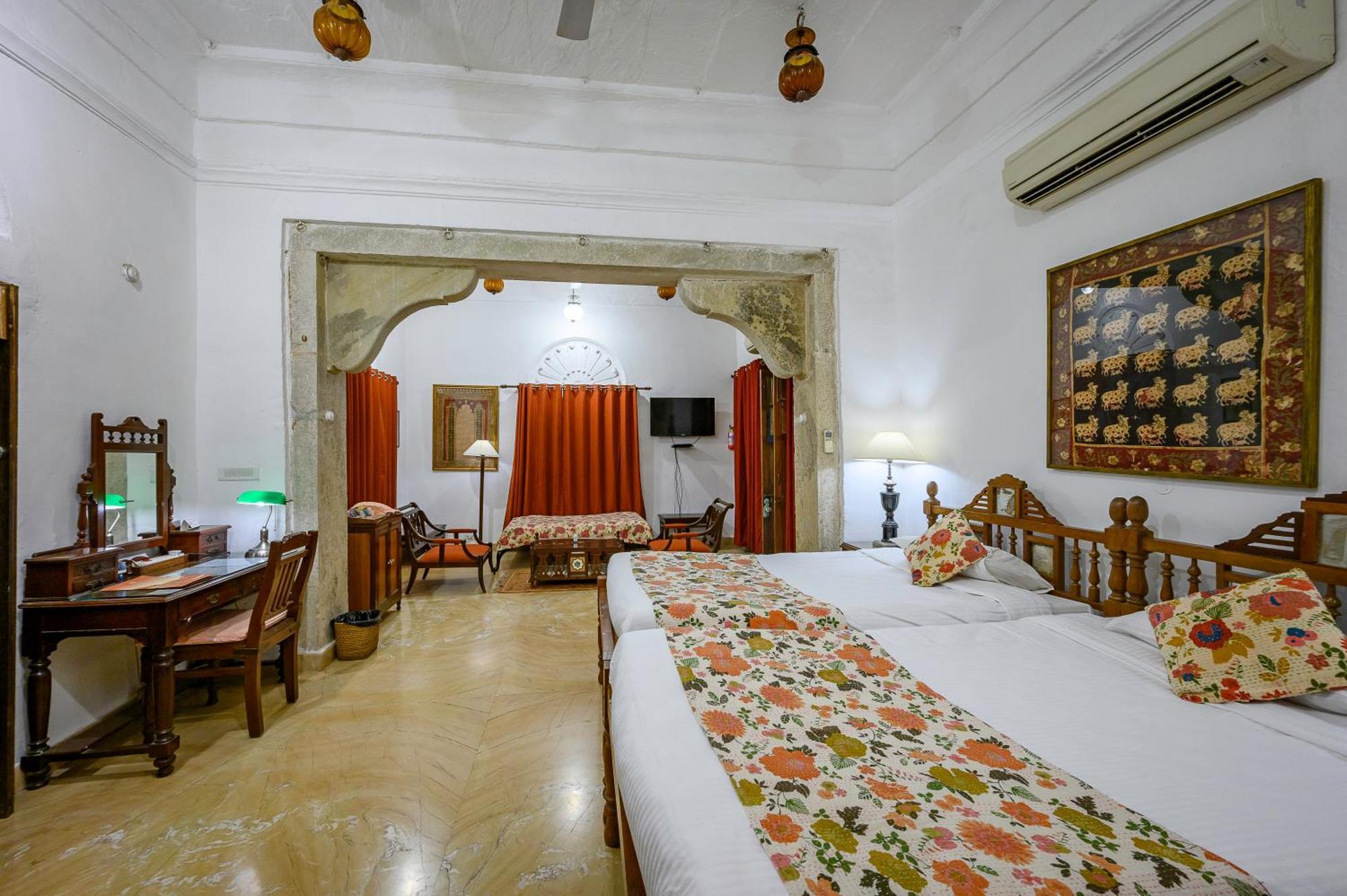 Hotel Neemrana'S - Deo Bagh Gwalijar Zewnętrze zdjęcie