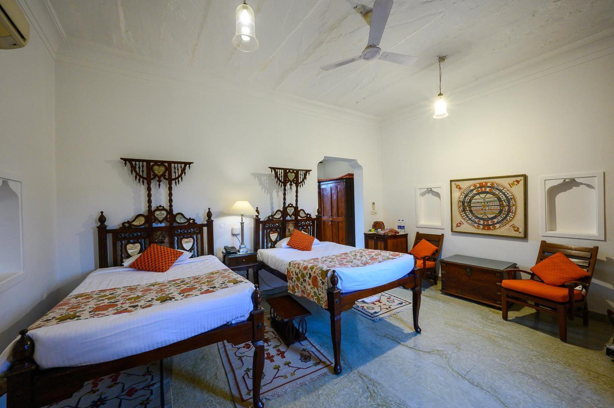 Hotel Neemrana'S - Deo Bagh Gwalijar Zewnętrze zdjęcie