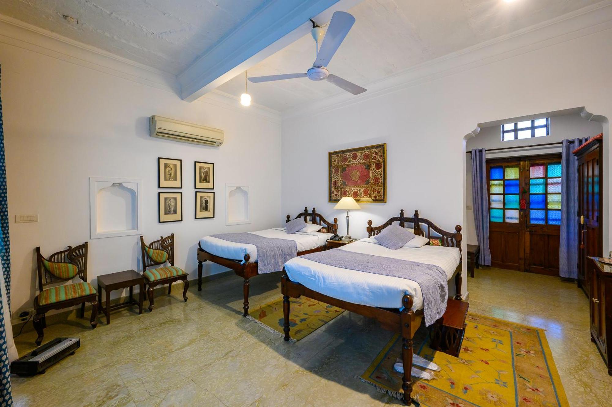 Hotel Neemrana'S - Deo Bagh Gwalijar Zewnętrze zdjęcie