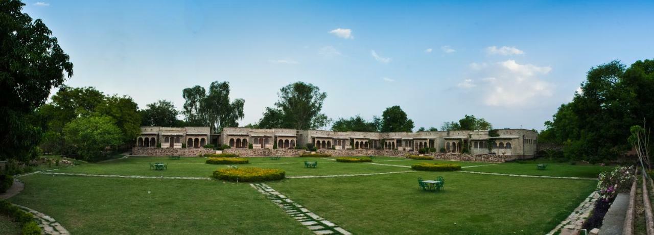 Hotel Neemrana'S - Deo Bagh Gwalijar Zewnętrze zdjęcie